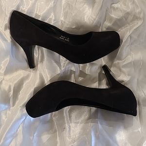 Bella Marie Black Suede Heels